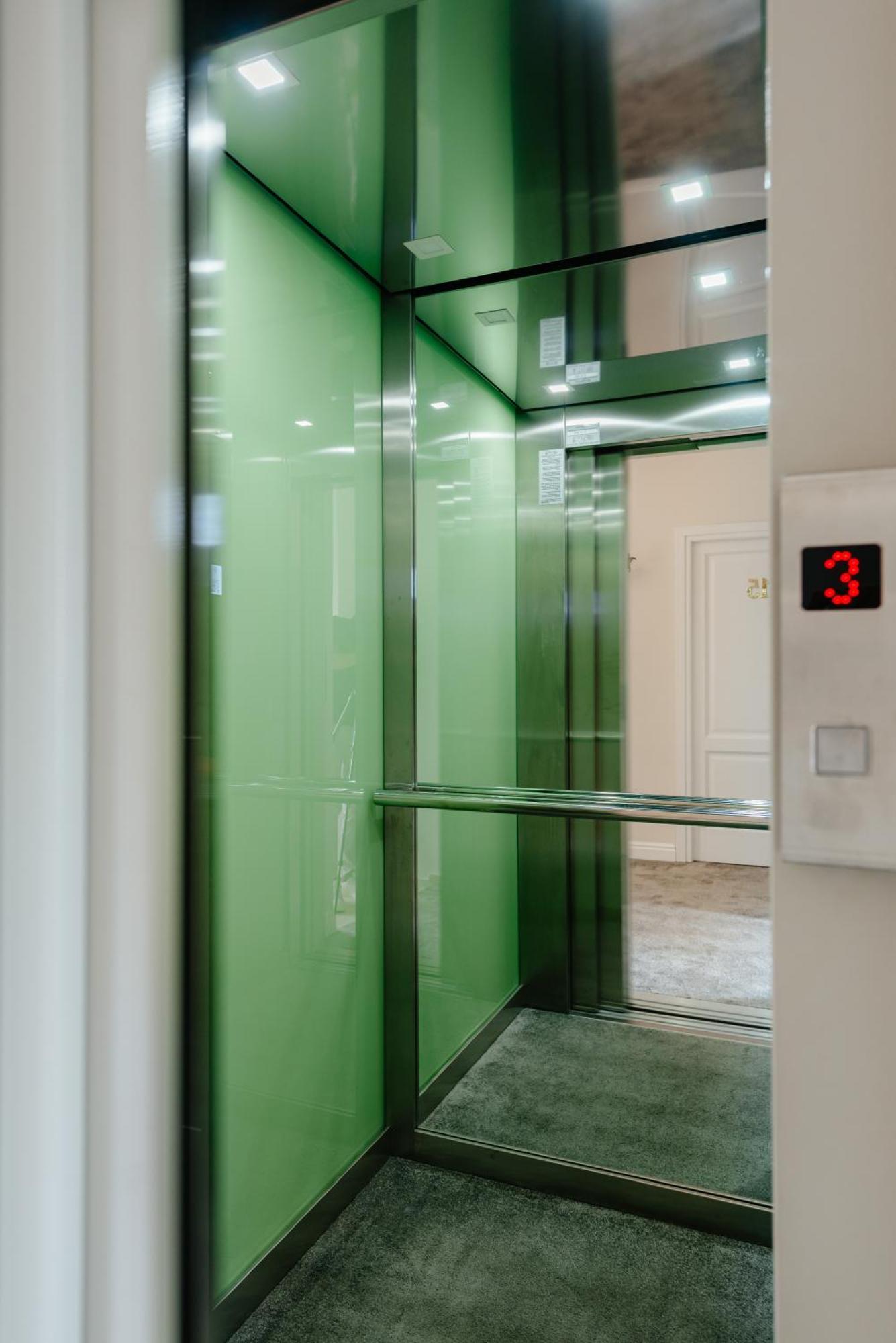 Ateneea Luxury Rooms Cluj-Napoca Exterior photo